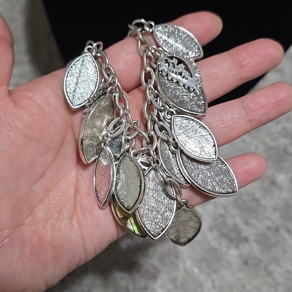 PREMIER DESIGNS Mother of Pearl Abalone Moda Necklace, Statement Leaf Necklace - Picture 6 of 12